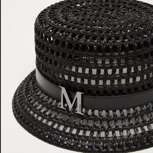 Max Mara Uccio Belted Black Bucket Hat